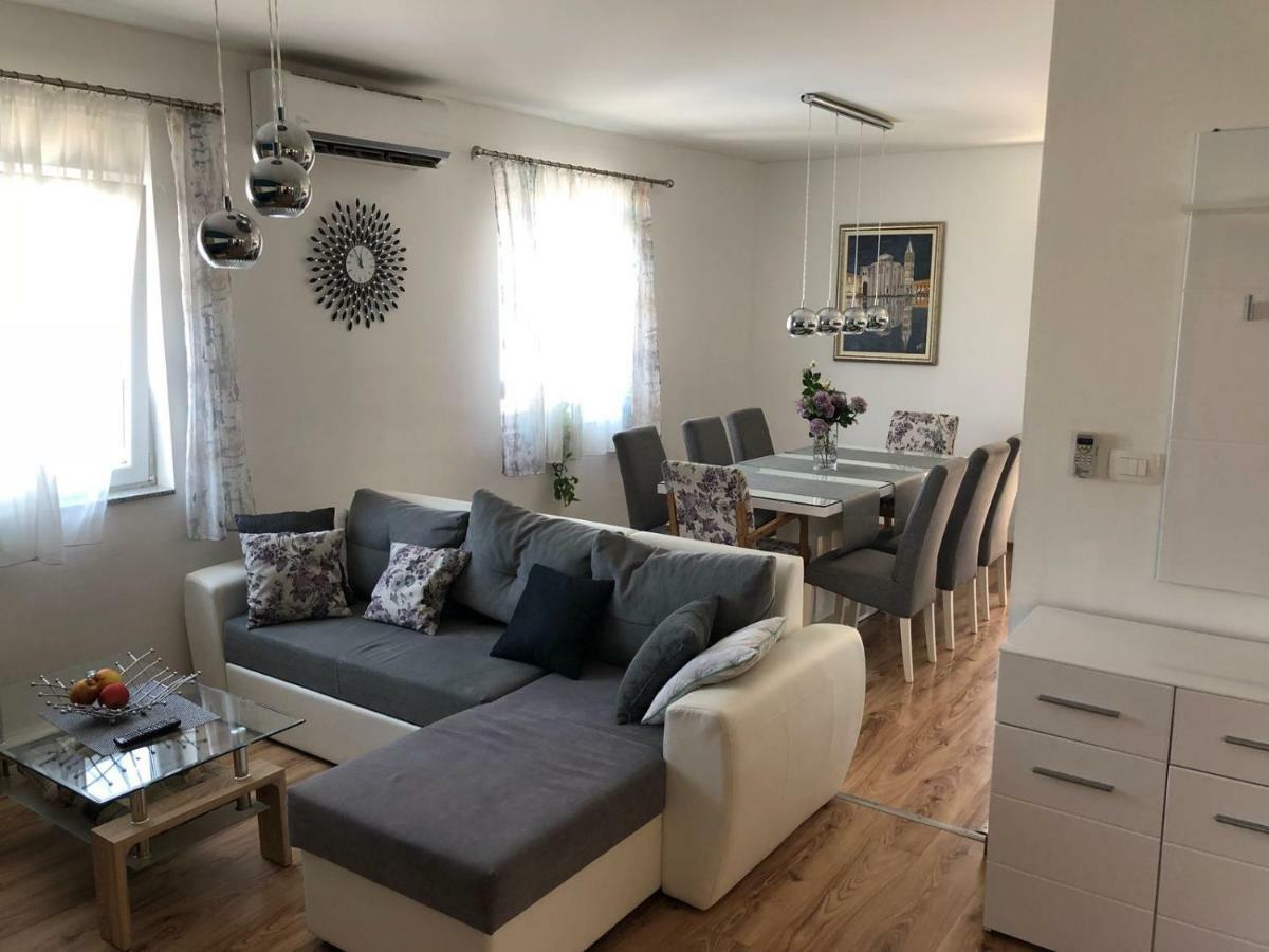 Booking Zadar Villa Franov With Pool, 10 Min From The Old Town Of Zadar Zewnętrze zdjęcie